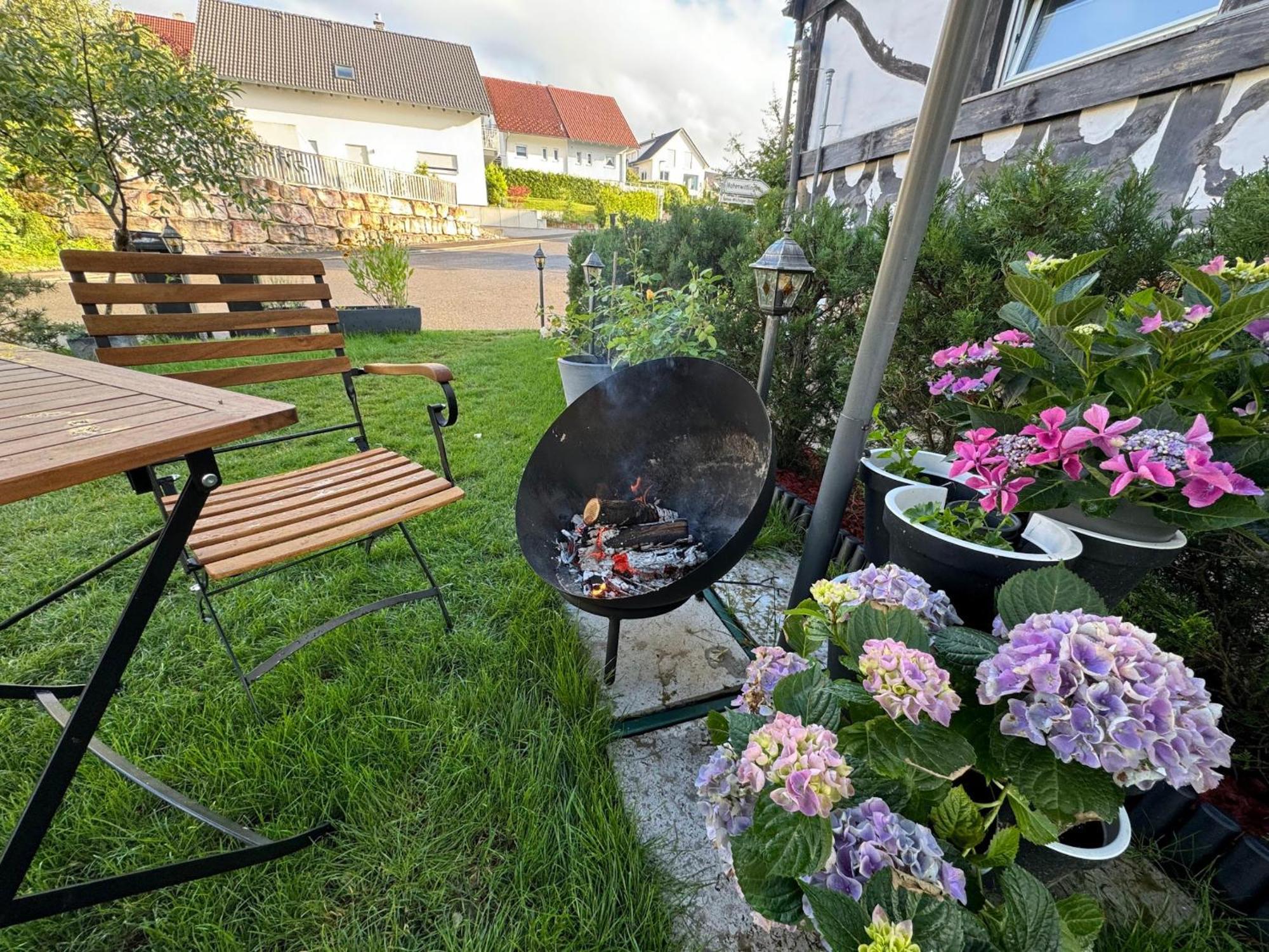 Jobelhome Alb Apartment Bad Urach Kültér fotó
